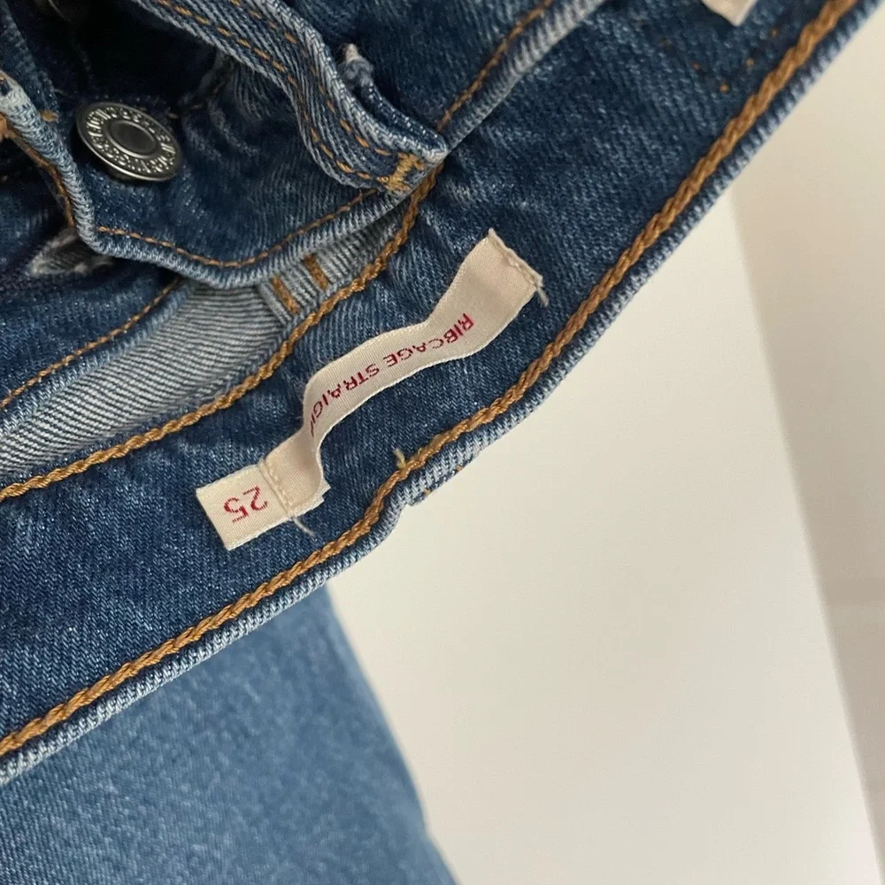 Levi | Ribcage straight - Picture 6 of 9